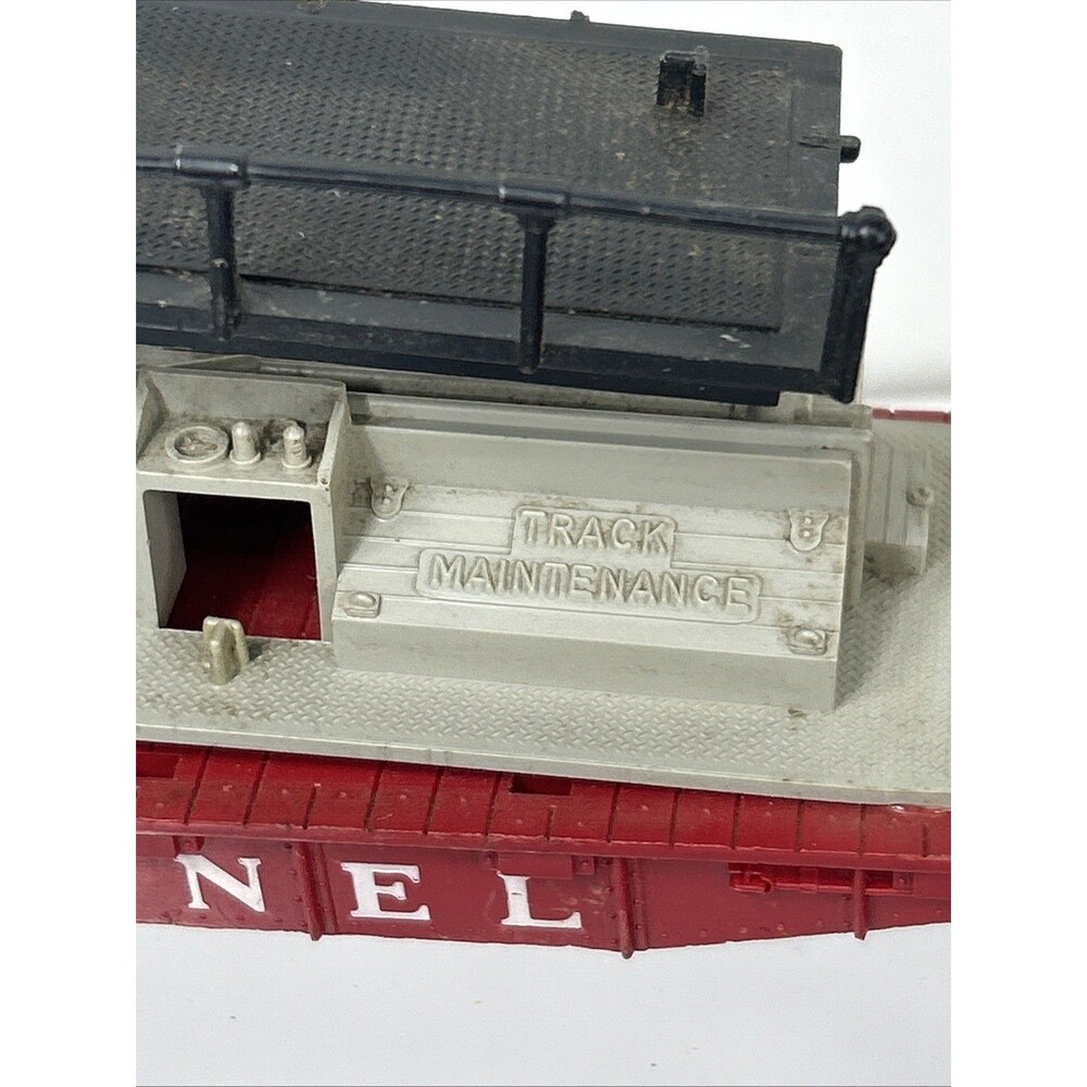 Lionel Postwar Train 6812 X2454 Baby Ruth Box Car Track Maintenance Incomplete - Picture 8 of 16